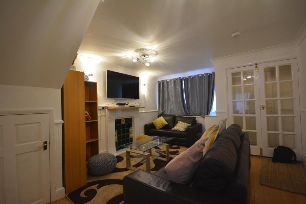 Five Bedroom Townhouse Near Excel Exhibition Centre Лондон Екстер'єр фото